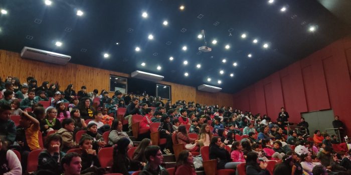 ESTUDIANTES DE VILLARRICA DISFRUTARON CELEBRACIÓN DEL DÍA DEL LIBRO Y DERECHO DE AUTOR EN LIQUEN